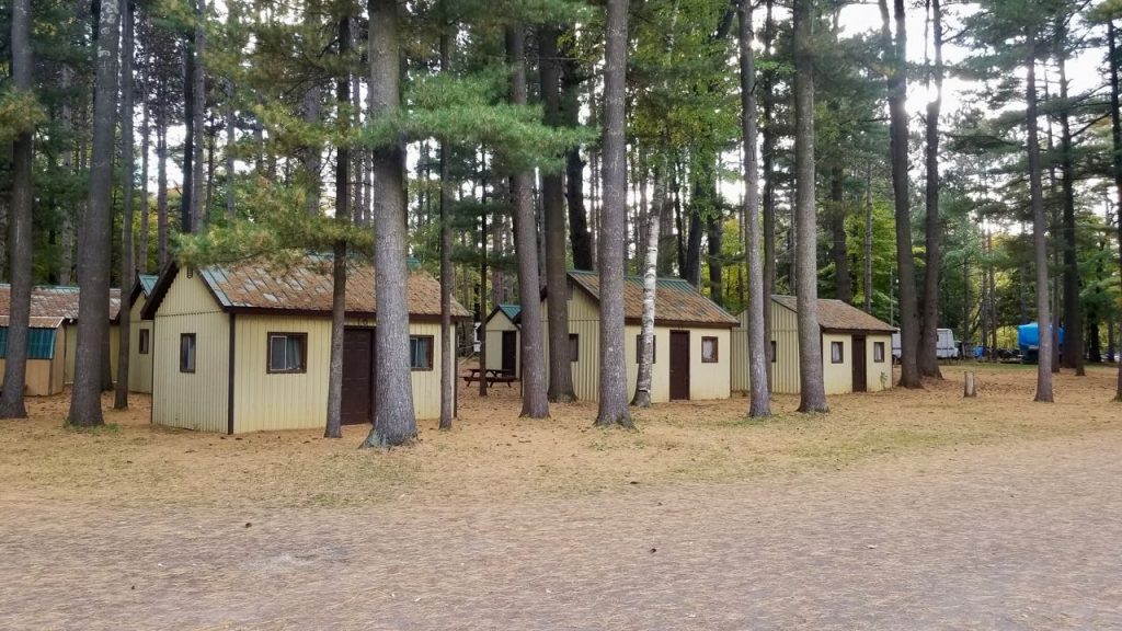 Cabins Stayner Camp